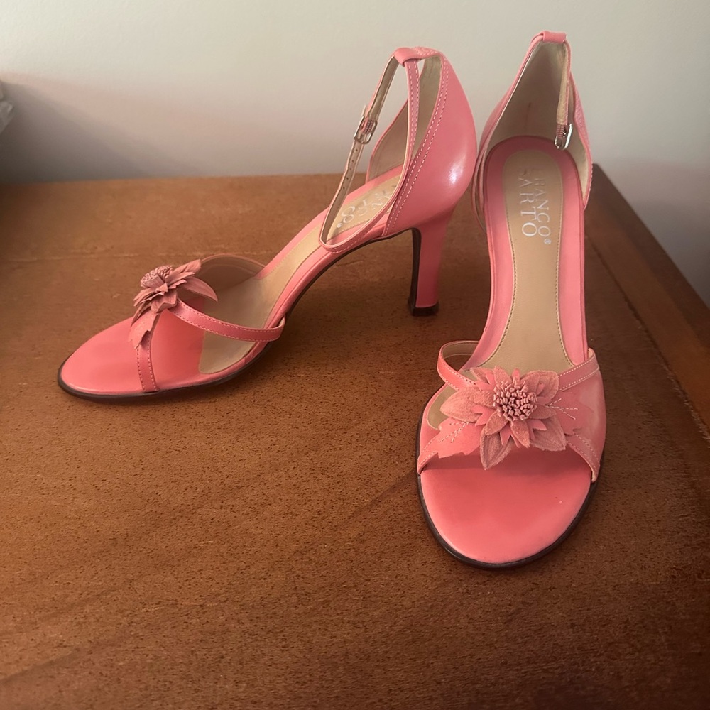 Franco Sarto Pink Flower Heels – Women’s Size 10